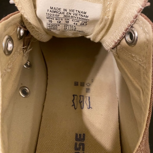 Men Converse Tanish and White Low-Top Sneakers size 10M. - Picture 4 of 8